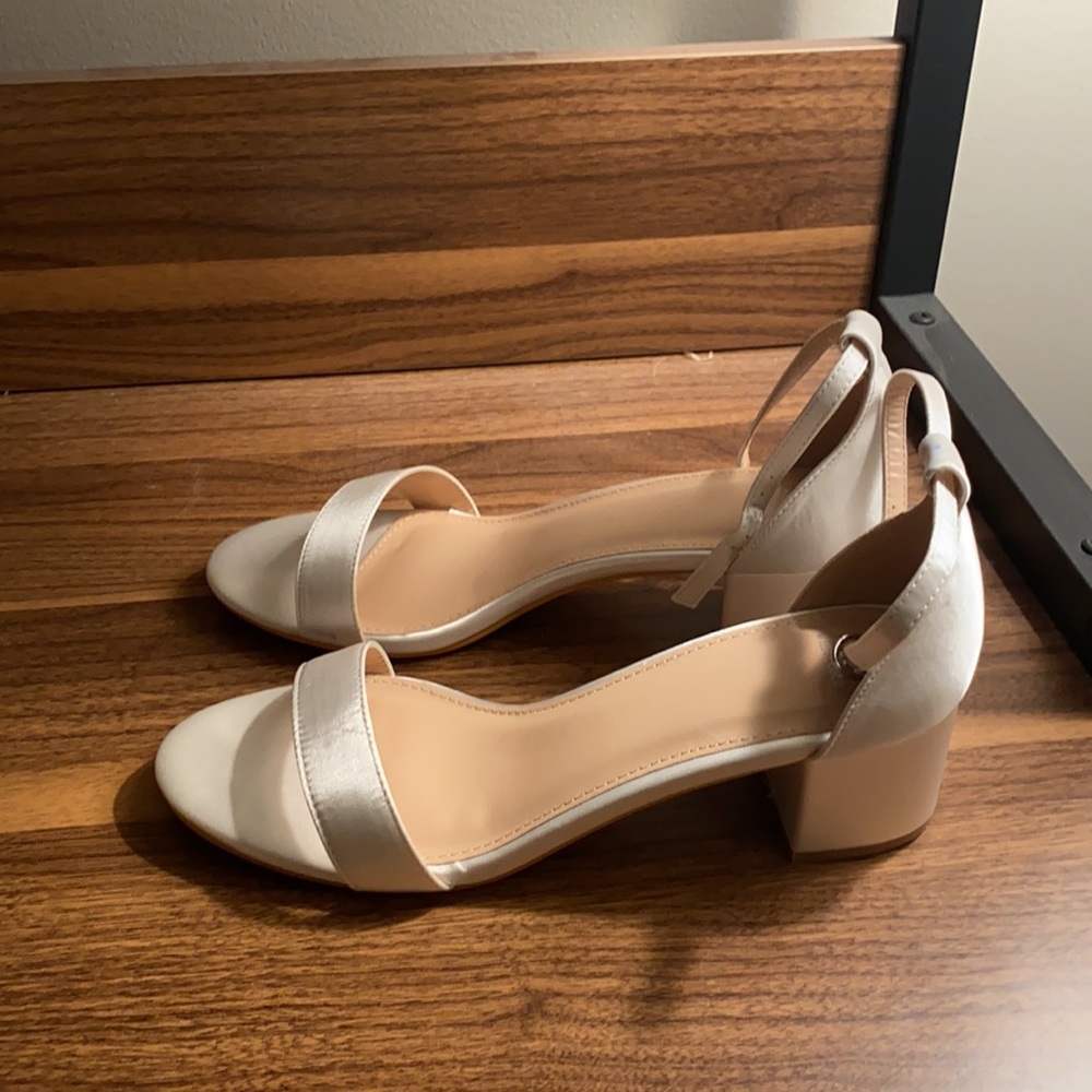 Kate Whitcomb White Blockheels